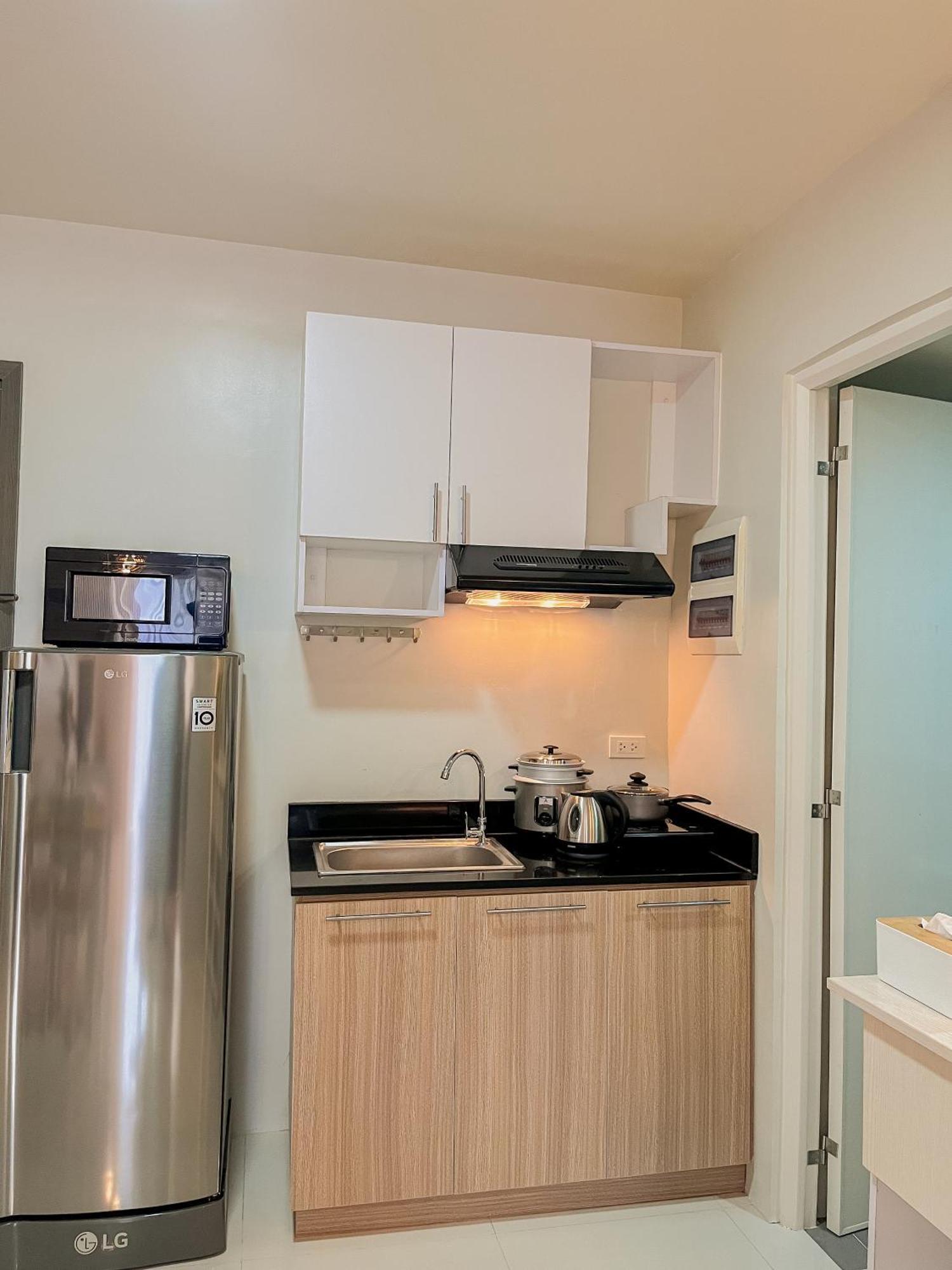 2 Bedroom And Studio Apartments With Private Pool And Gym In Vista Manors Verdant Puerto Princesa Dış mekan fotoğraf