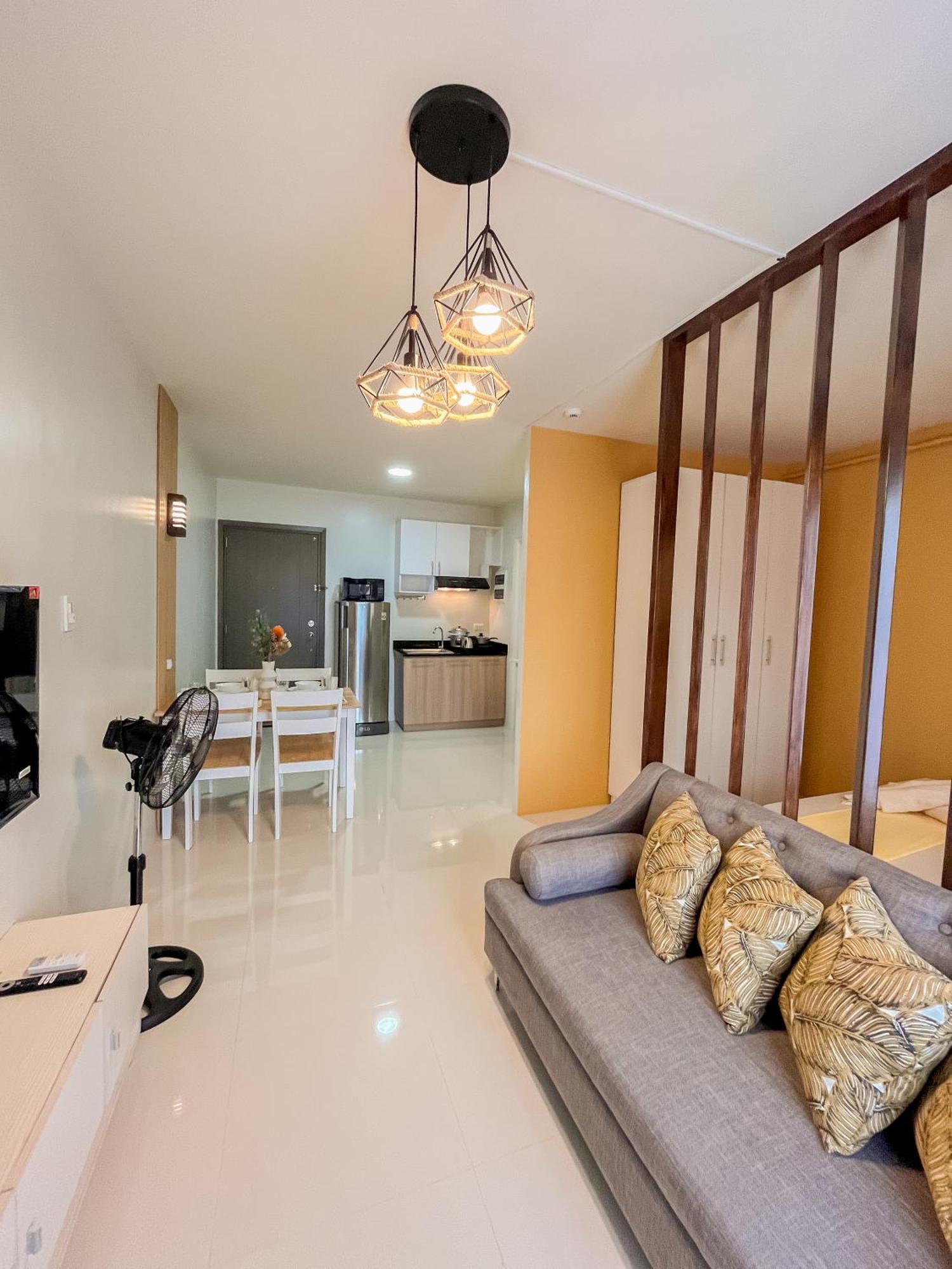 2 Bedroom And Studio Apartments With Private Pool And Gym In Vista Manors Verdant Puerto Princesa Dış mekan fotoğraf