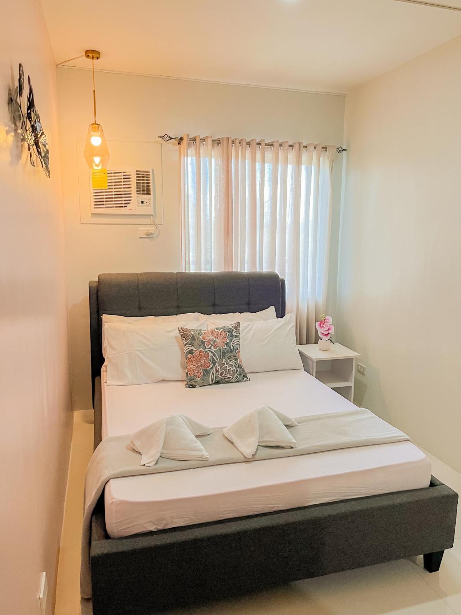 2 Bedroom And Studio Apartments With Private Pool And Gym In Vista Manors Verdant Puerto Princesa Dış mekan fotoğraf