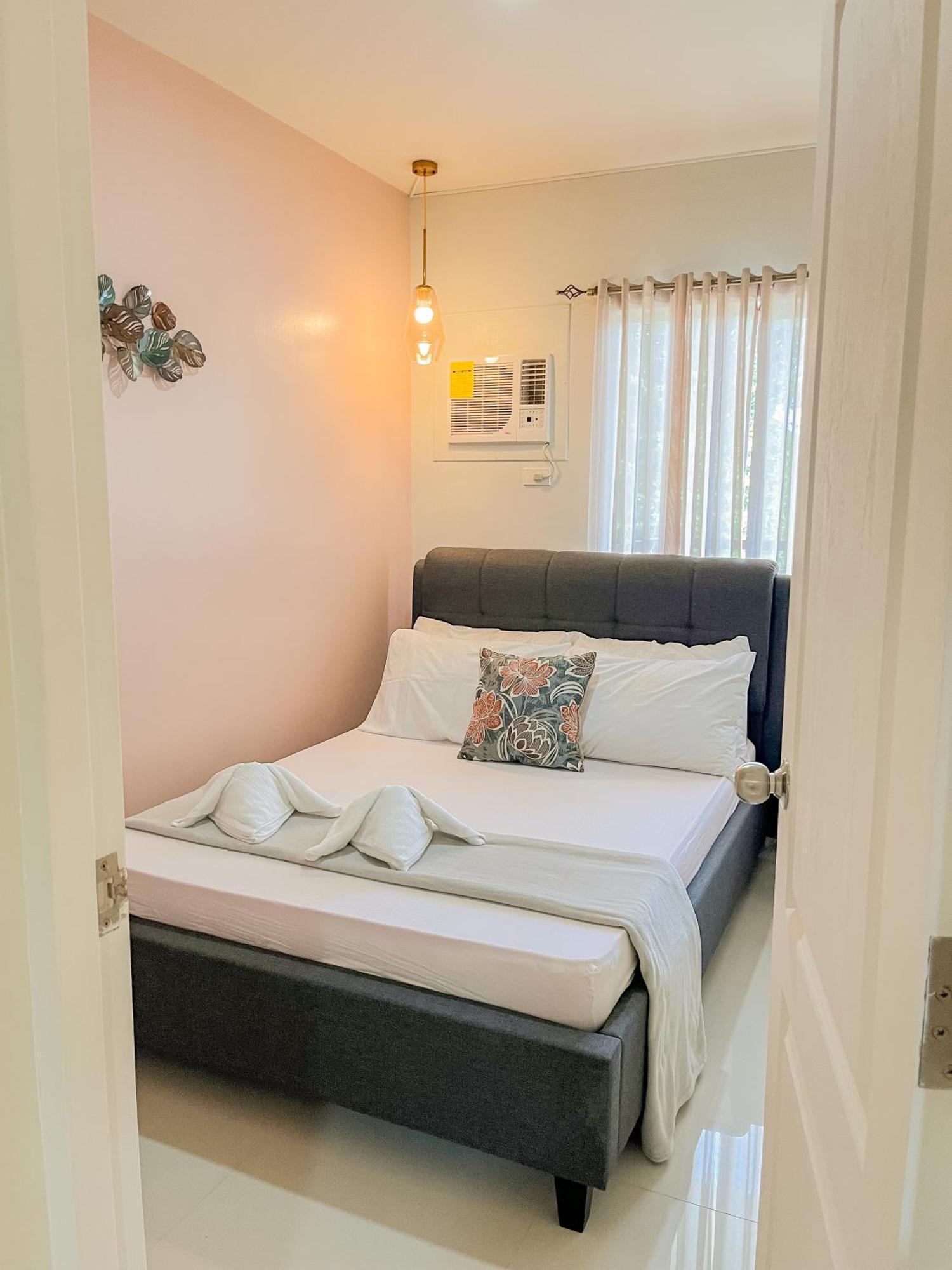 2 Bedroom And Studio Apartments With Private Pool And Gym In Vista Manors Verdant Puerto Princesa Dış mekan fotoğraf