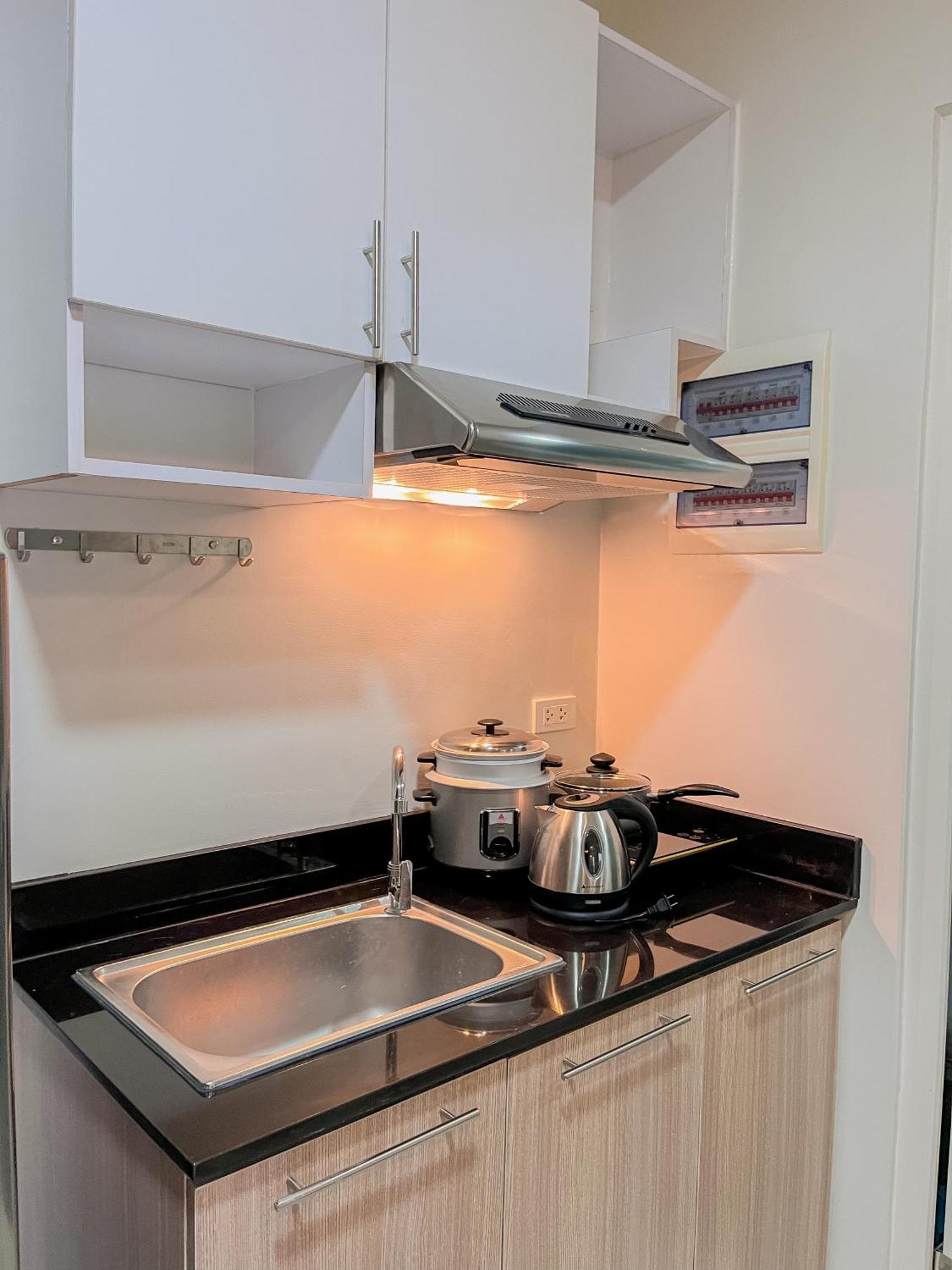 2 Bedroom And Studio Apartments With Private Pool And Gym In Vista Manors Verdant Puerto Princesa Dış mekan fotoğraf